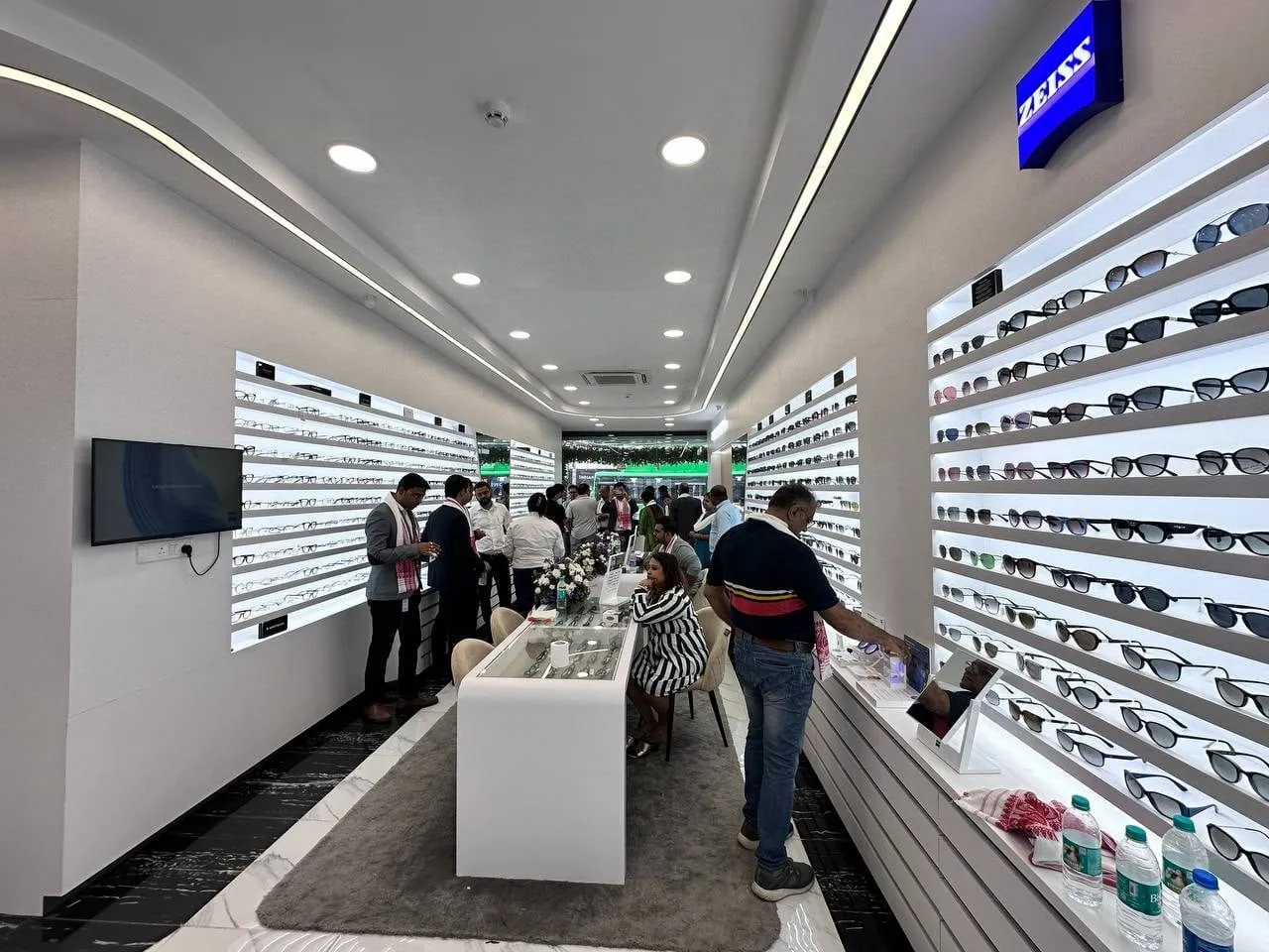 Optical Store Chain — view 3